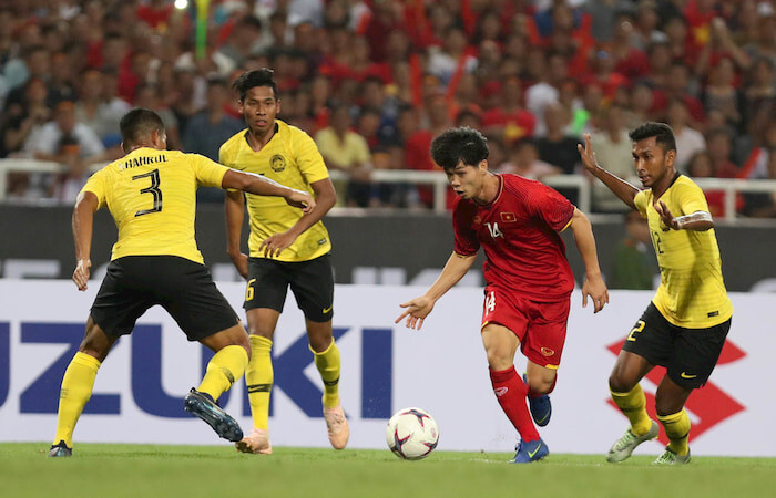 Chi tiết cách soi kèo trên dưới dành cho người mới